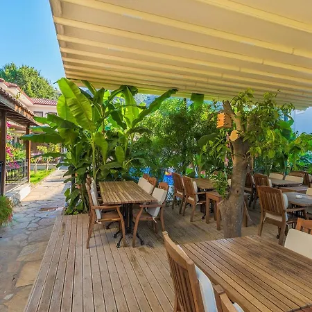 Pensión Mavi Deniz 3*