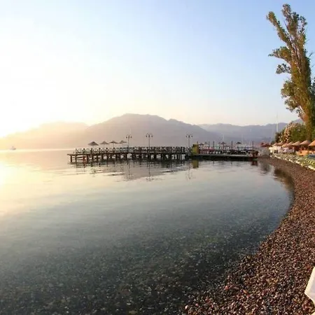 Mavi Deniz 셀리미예