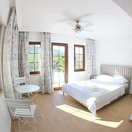 게스트하우스 Mavi Deniz 셀리미예