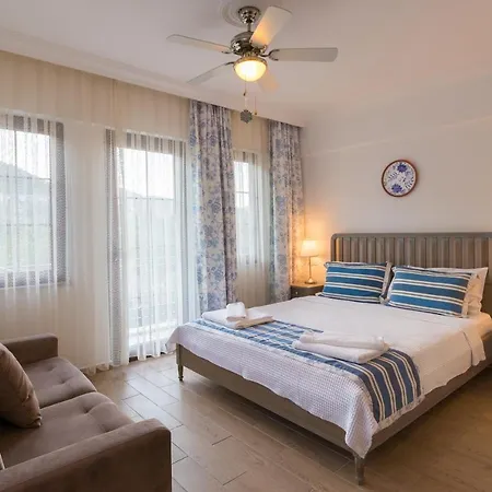 Gasthuis Mavi Deniz 3*