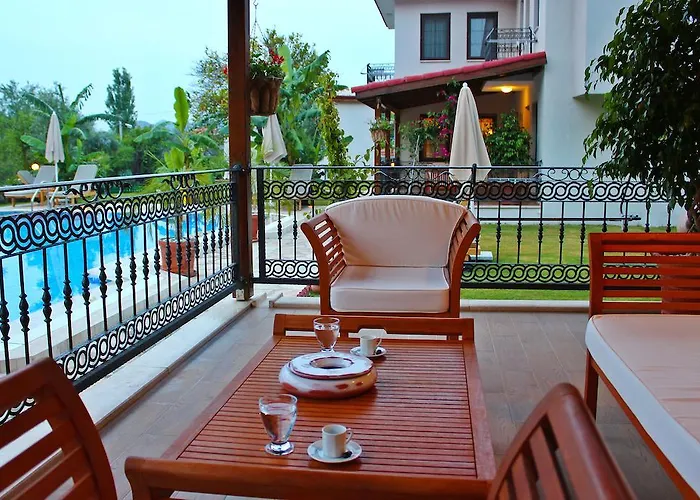 Konukevi Mavi Deniz 3*